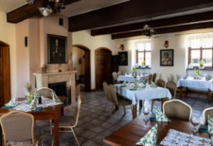 Read more about the article Organizacja chrzcin w Piekarach Śląskich – od czego zacząć?